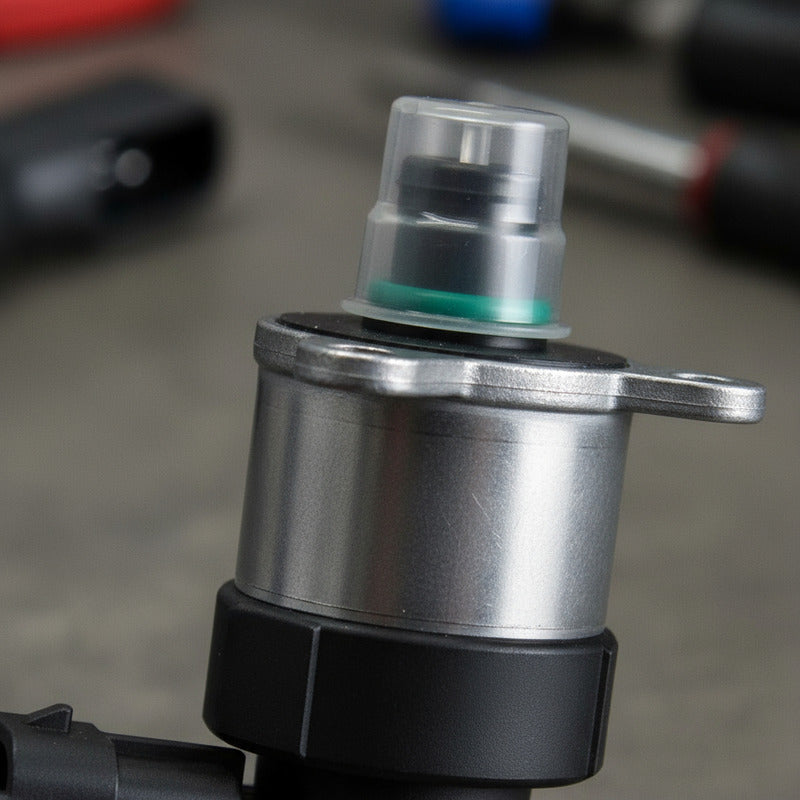 Valvula Presion Combustible Chevrolet 3500 Hd 6.6 Original