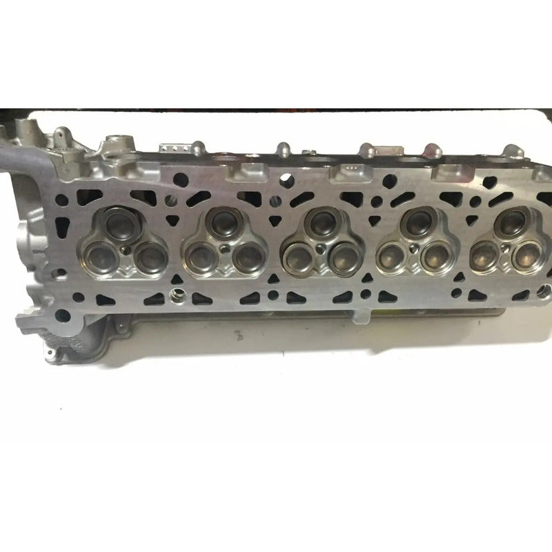 Cabeza De Motor 6.8 L 30 Valvulas V10 Nueva Original