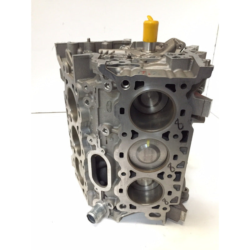Medio Motor Ford Contour 2.5 Lts V6 Nuevo Oem