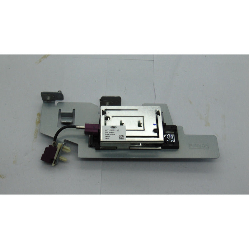 Antena De Sistema Interfaz Telefono Lincoln Corsain 2020